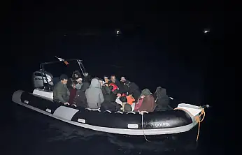 11'i çocuk 31 göçmen kurtarıldı
