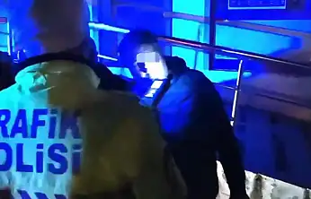 Bodrum'da alkollü sürücü polisi yanıltmaya çalıştı