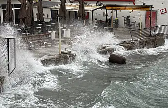 Bodrum'da fırtına 80 kilometre hıza ulaştı