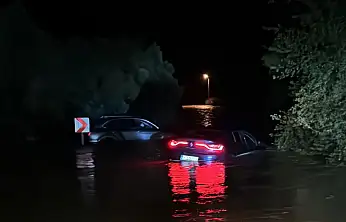 Bodrum'da sel alarmı 4 kişi kurtarıldı