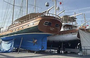 Bodrum'da yat bakımında yoğun sezon tersanelerin doluluk oranı yüzde 100'e ulaştı