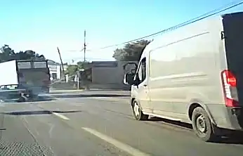 Bodrum'da zincirleme trafik kazası 3 araç hasar gördü