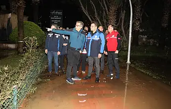 Büyükşehir genel sekreteri Tayfun Yılmaz akşam saatlerinde Bodrum'da sahaya indi