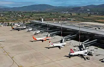 DHMİ, Milas-Bodrum havalimanı'ndaki 4 reklam panosu ihaleye çıkıyor