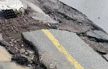 Esnaf isyan etti: araç durmuyor iş yapamıyoruz