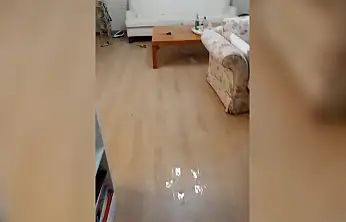 Evi su bastı ev sahipleri yardım bekliyor