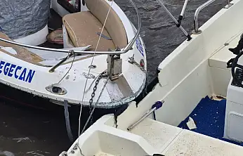 Fırtına etkili oldu 2 tekne çarpıştı