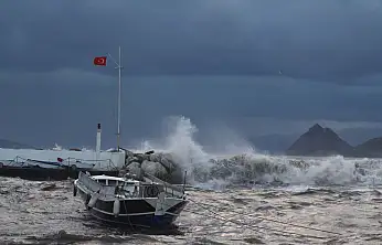 fırtına uyarısı feribot seferleri iptal oldu