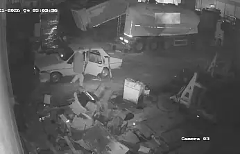 Hurda hırsızlığı güvenlik kamerasına yansıdı