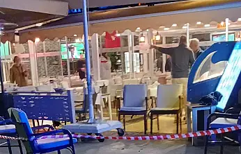 Marina içindeki restorantta silahlı saldırı bir kişi yaralandı