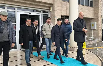 Marmaris Belediye Başkanı Ünlü'nün yargılandığı davalarda karar çıkmadı