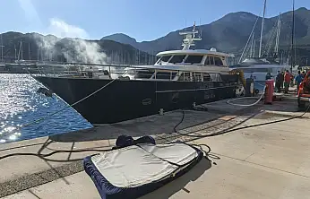 Motor yatta yangın paniği