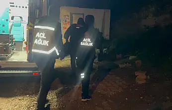 MUSKİ'nin kazısı sonrası çöken yolda motosiklet kazası 1 kişi yaralandı