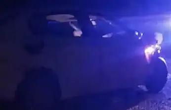 Otomobiller kafa kafaya çarpıştı