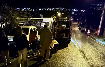 Plakasız motorla kaza yaptı