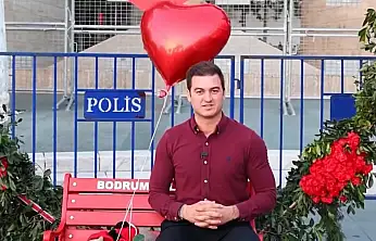 Tamer Mandalinci'den sevgililer günü mesajı ve miting daveti