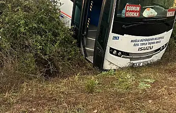 Toplu taşıma aracı şarampole girdi