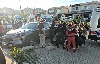 Turgutreis-Bodrum yolunda kalp krizi faciası  otomobil beş araca çarptı