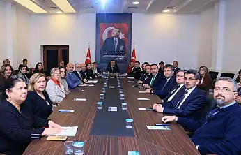 Vali Akbıyık Bağımlılıkla mücadele toplumsal bir seferberliktir