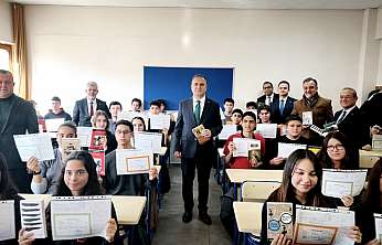 Vali Akbıyık öğrencilerle buluştu Muğla'da yarıyıl tatili başladı