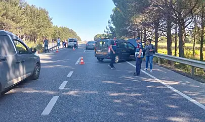 Gülağzı Kavşağı'nda trafik kazası: Yaralılar hastaneye kaldırıldı