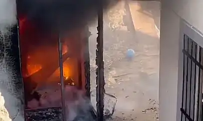 Tüplü depoda çıkan yangın paniğe yol açtı
