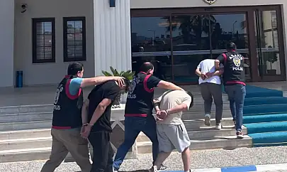 Vali Akbıyık: Kadına El Kaldıran Devleti Karşısında Bulur