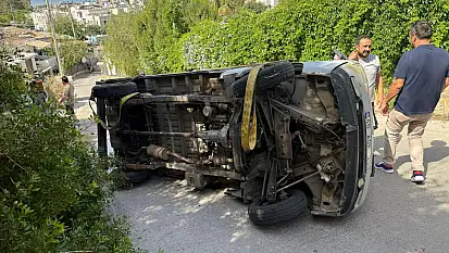 Yokuşta Manevra Kazayla Bitti: Kamyonet Yan Yattı