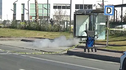 Alışveriş merkezindeki durakta şüpheli valiz paniği