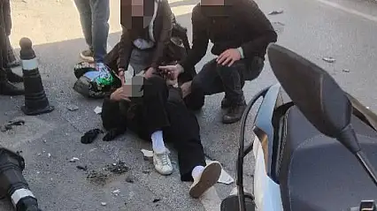 Motosikletler kafa kafaya çarpıştı 1 yaralı