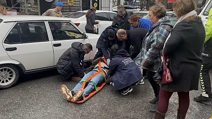 otomobil yaya çarptı 1 yaralı