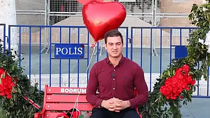 Tamer Mandalinci'den sevgililer günü mesajı ve miting daveti