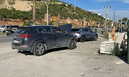 Bodrum'da Takip Mesafesi İhlali Kazaya Neden Oldu: Bir Kişi Yaralandı