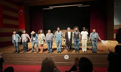 Fareler ve İnsanlar sanatseverlerden tam not aldı