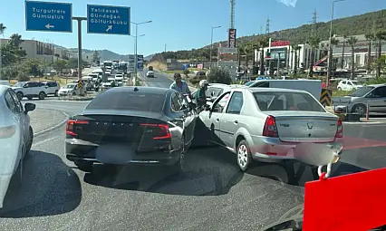 Kuralsız manevra çarpışmaya yol açtı !