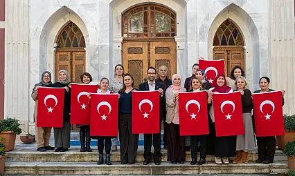 Muğla Olgunlaşma Enstitüsü'nde Bayrak dikim eğitimi