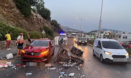 Savaş Alanına Dönen Kazada 3 Kişi Yaralandı