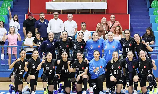 Kadınlar Hentbol Süper Ligi'nde Yalıkavakspor fırtına gibi başladı !