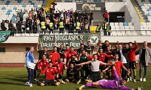 Muğlaspor deplasmanda 3 puanla liderliğe yükseldi