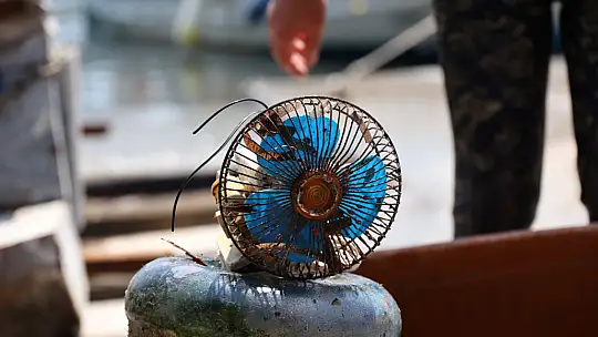 Gönüllü Dalgıçlar Akyarlar'da Deniz Temizliği Yaptı