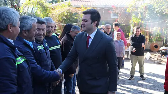 1 Mayıs'ta Emek ve Özgürlük Vurgusu: Tamer Mandalinci'den Duyarlı Mesaj