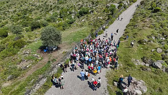 Hıdırellez Coşkusu Bodrum'da Doğa ve Tarihle Buluştu