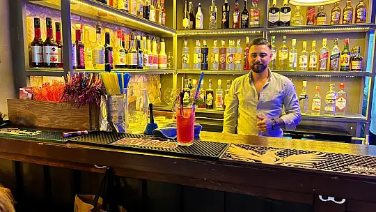 Dejavu Lounge Cafe, Yeni Konseptiyle Yeniden Açıldı