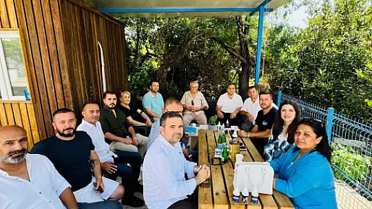Vatandaşın Sesi Olacağız Dedi, Turgutreis'te Sorunları Dinledi