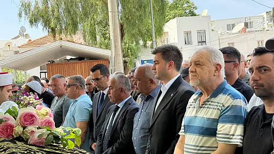 Pembe Aksu'ya Veda