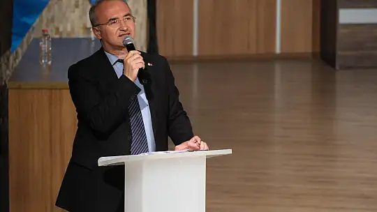 1'İNCİ SINIF ÖĞRENCİLERİNDEN OKUMA ŞÖLENİ
