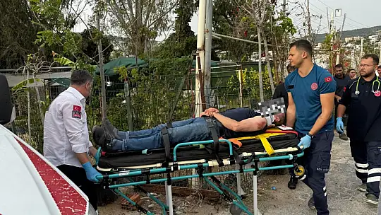Araçtan Kaçtı, Kaldırıma Daldı: Motosikletli Yayayı Yaraladı