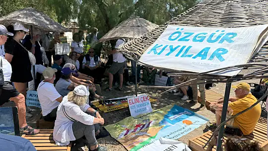 Şemsiye ve şezlonglarla işgal edilen sahillerde yeni direniş başladı