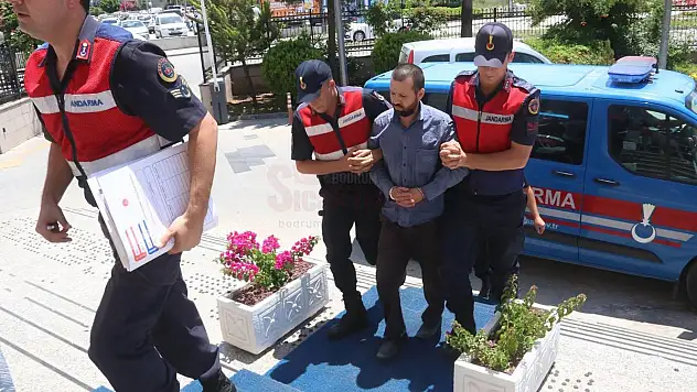 1 Kişiyi Öldürüp 2 Kişiyi Yaralayan Zanlı Tutuklandı