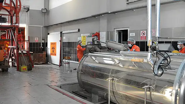 10 Bin ton tıbbi atık bertaraf edildi